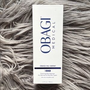 Obagi Nu-Derm Foaming Gel Cleanser - White